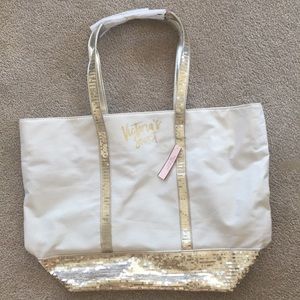 VS tote! NEVER USED